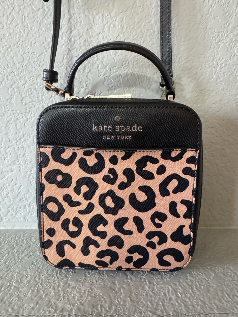 Kate spade Daisy vanity crossbody cheetah print